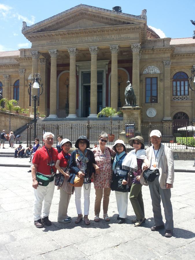 Porta Nuove Vacanze Palermo Bagian luar foto