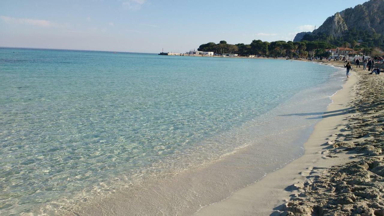 Porta Nuove Vacanze Palermo Bagian luar foto